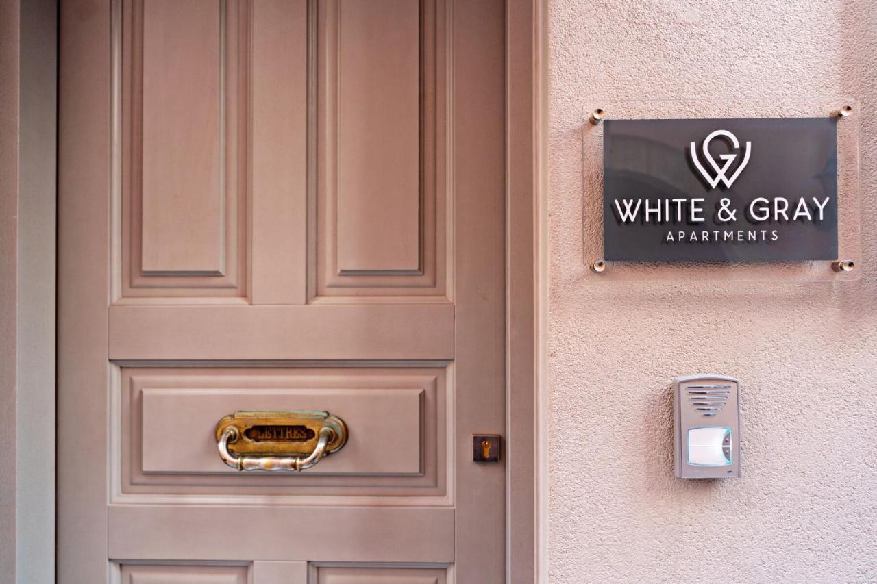 White & Gray Apartment 罗希姆诺 外观 照片