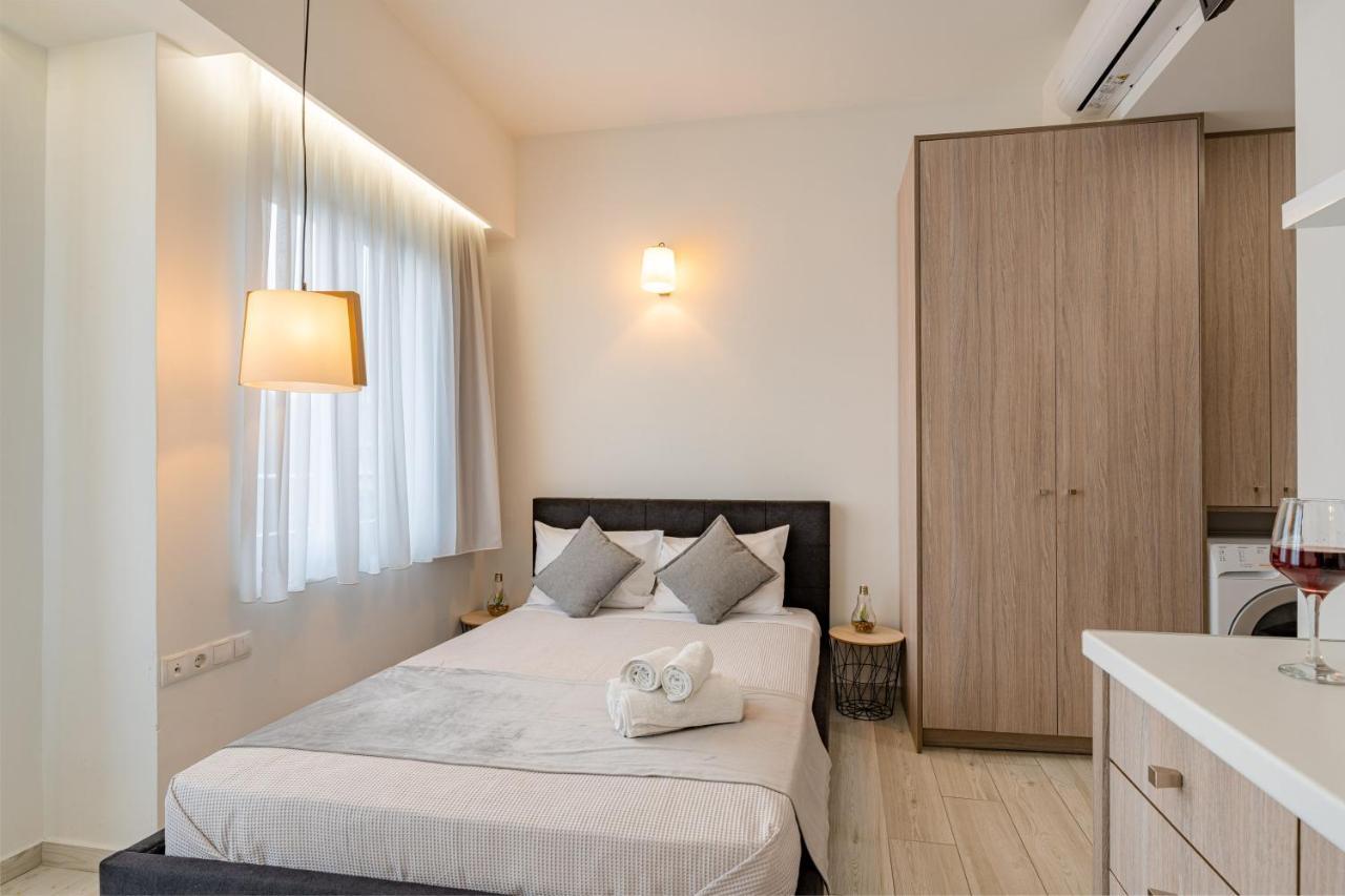 White & Gray Apartment 罗希姆诺 外观 照片